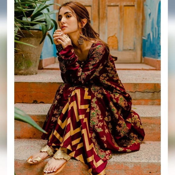 3 piece Pakistani suit Kurta Shalwar Kameez Sharara - Picture 1 of 5